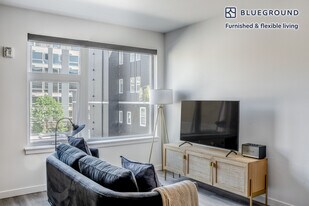 1530 Belmont Ave in Seattle, WA - Building Photo