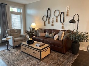 BellaAge Hickory in Hickory, NC - Building Photo - Building Photo