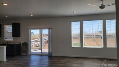 2062 S Fultondale Ct in Aurora, CO - Building Photo - Building Photo