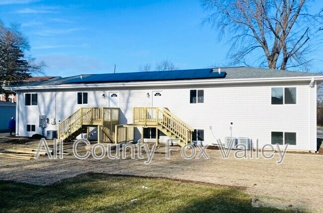 284 W Windsor Terrace in Antioch, IL - Building Photo - Building Photo