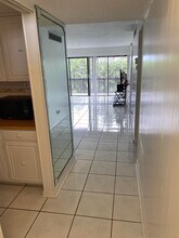 3000 Presidential Way in West Palm Beach, FL - Building Photo - Building Photo