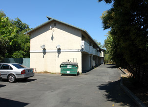 917-919 Sonoma Ave in Santa Rosa, CA - Building Photo - Building Photo