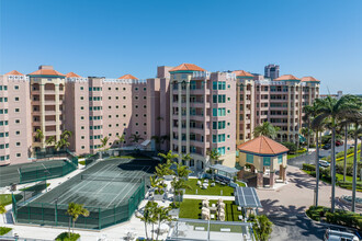 Mizner Tower in Boca Raton, FL - Foto de edificio - Building Photo