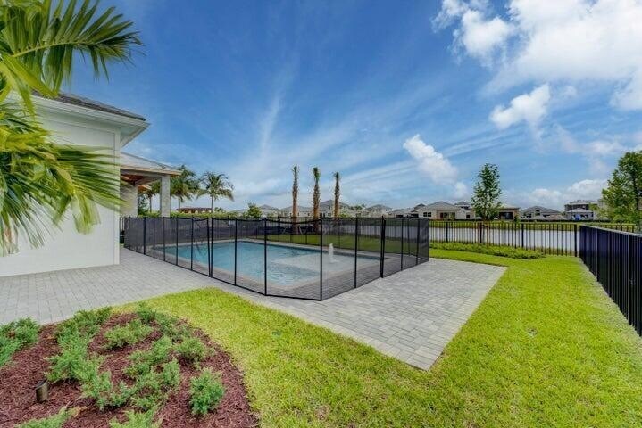12719 Nautilus Cir in Palm Beach Gardens, FL - Building Photo