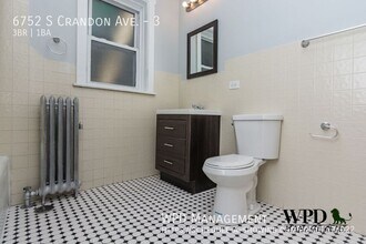 6752 S Crandon Ave in Chicago, IL - Building Photo - Building Photo