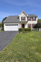 9315 Brandon St in Manassas Park, VA - Building Photo