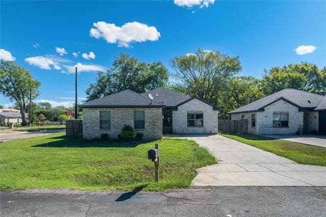 4800 Rimwood Dr in Balch Springs, TX - Building Photo - Building Photo