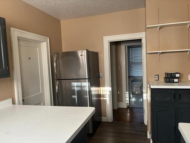 766 N 1st St in Rockford, IL - Building Photo - Building Photo