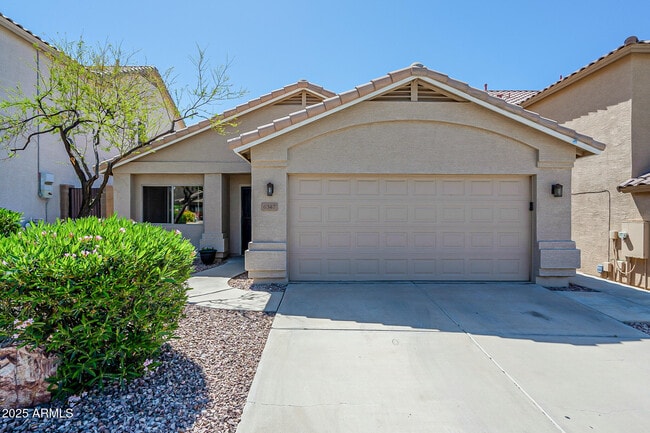 6347 W Saddlehorn Rd in Phoenix, AZ - Building Photo - Building Photo