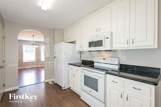 530 Sanford Creek Ln in Lawrenceville, GA - Building Photo - Building Photo