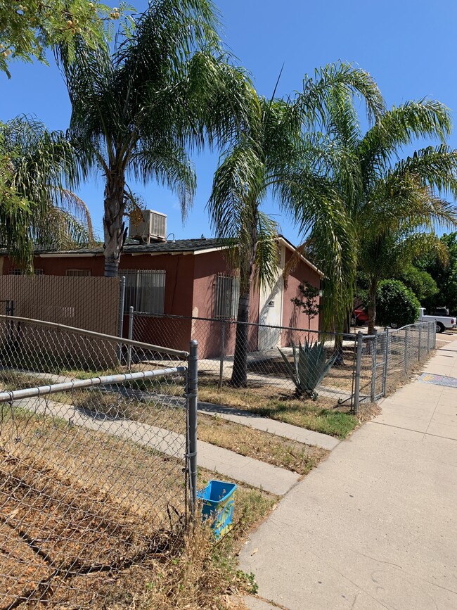 4523 E Tulare St in Fresno, CA - Building Photo - Building Photo