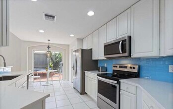 23426 Alzira Cir in Boca Raton, FL - Building Photo - Building Photo