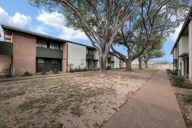 property at 519 S 4th Ave