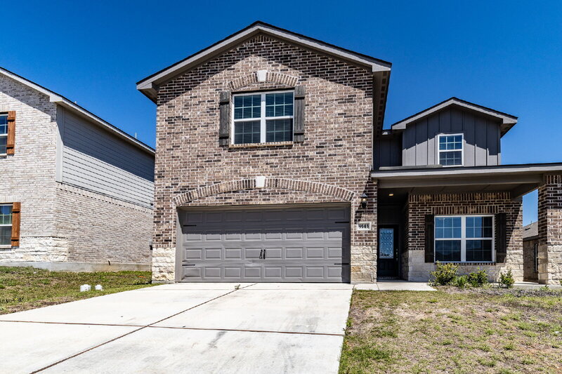 9143 Bennett Frst in Converse, TX - Building Photo