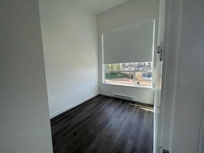 16633-16624 24 Ave in Surrey, BC - Building Photo - Building Photo