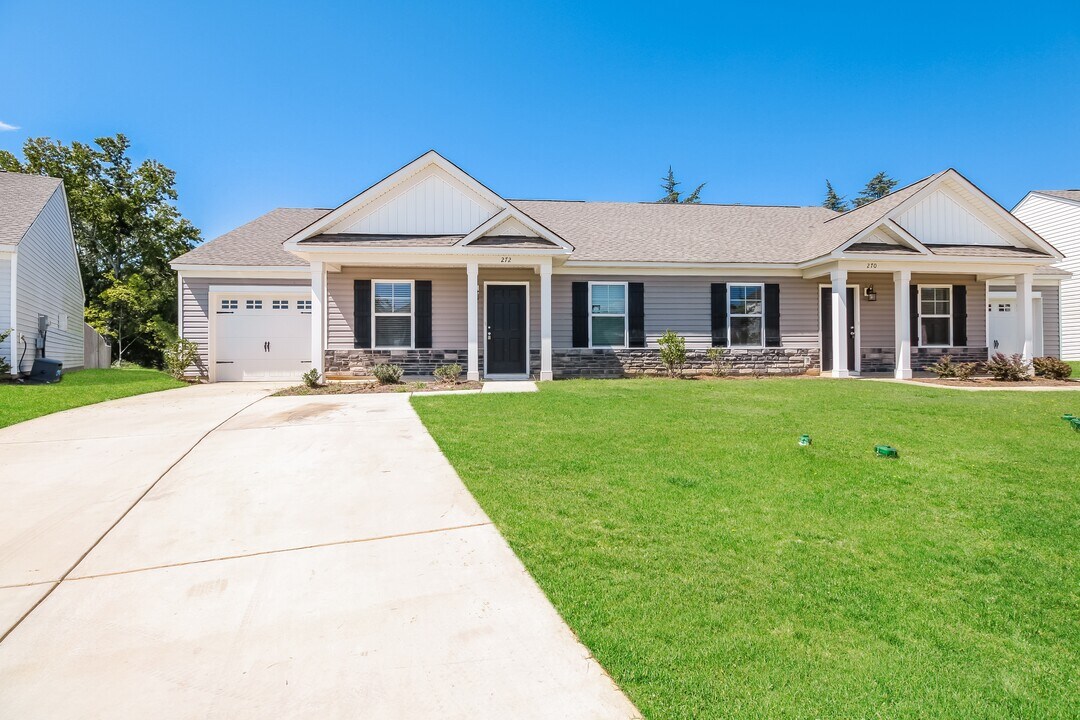 272 Wahoo Cir in Irmo, SC - Building Photo