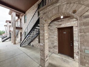 1204 E Lyon St in Laredo, TX - Building Photo - Building Photo