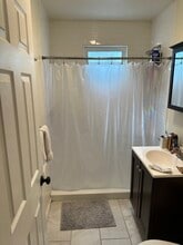 66 Brock St, Unit 1 in Boston, MA - Foto de edificio - Building Photo