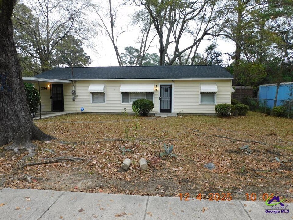 234 Johns Rd in Warner Robins, GA - Building Photo