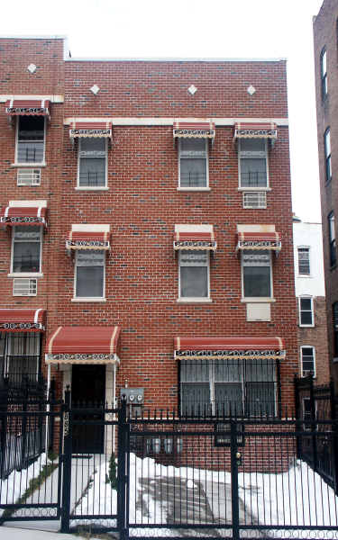 885 Fairmount Pl in Bronx, NY - Foto de edificio