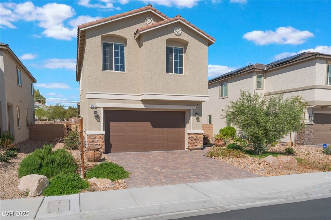 4545 Anspach St in North Las Vegas, NV - Building Photo