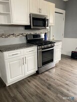 281 Chestnut St in New Britain, CT - Building Photo