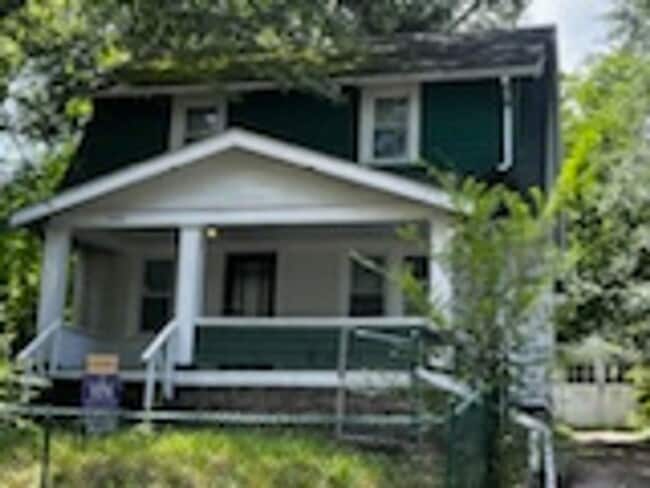 property at 1148 La Croix Ave