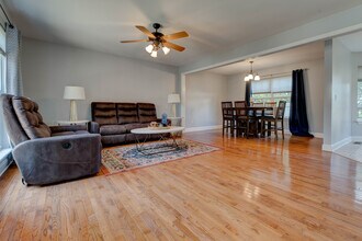 203 Inverness Ln in Winchester, KY - Building Photo - Building Photo