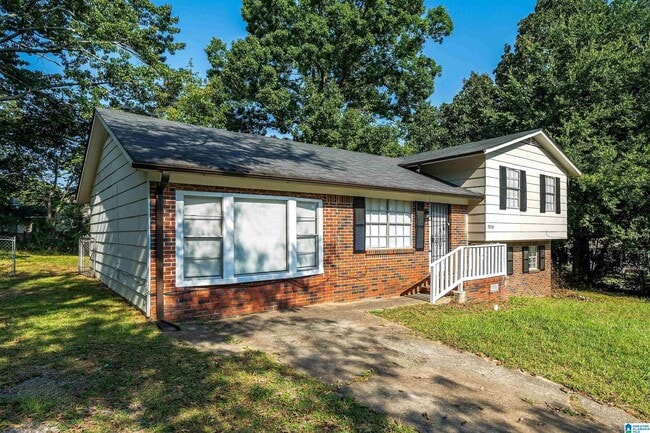 2838 Micmac Dr in Birmingham, AL - Building Photo - Building Photo