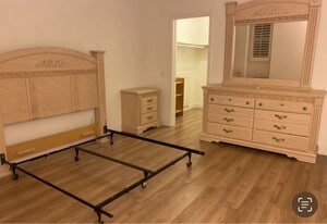 13238 Wooden Gate Way in Corona, CA - Building Photo