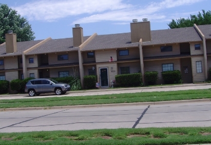 Riverview Townhome Apartments in Norman, OK - Foto de edificio