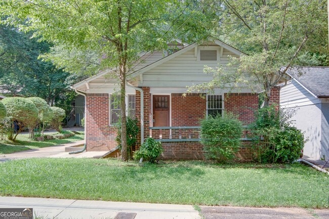 property at 1766 W Forrest Ave