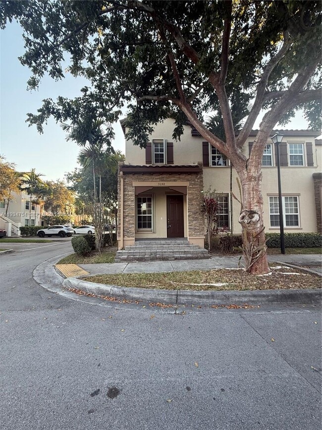 9248 SW 170th Pl in Miami, FL - Building Photo - Building Photo