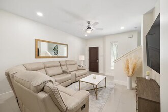 1413 Keeton Ave in McAllen, TX - Building Photo - Building Photo