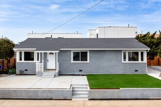 7130 E Hyatt St in San Diego, CA - Building Photo - Building Photo
