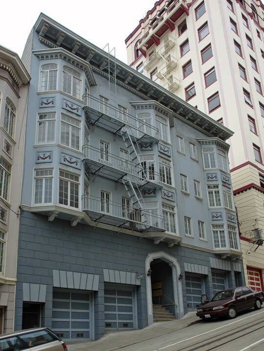 1275 Washington St in San Francisco, CA - Building Photo