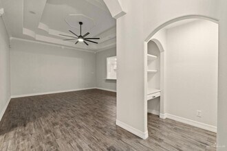 413 S Los Cerritos Cir in Edinburg, TX - Foto de edificio - Building Photo