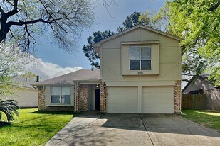 7206 Fuchsia Ln in Humble, TX - Building Photo