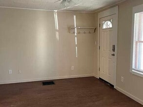 2 Seneca St in Baldwinsville, NY - Building Photo - Building Photo