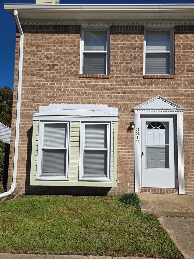 3312 Scarborough Way