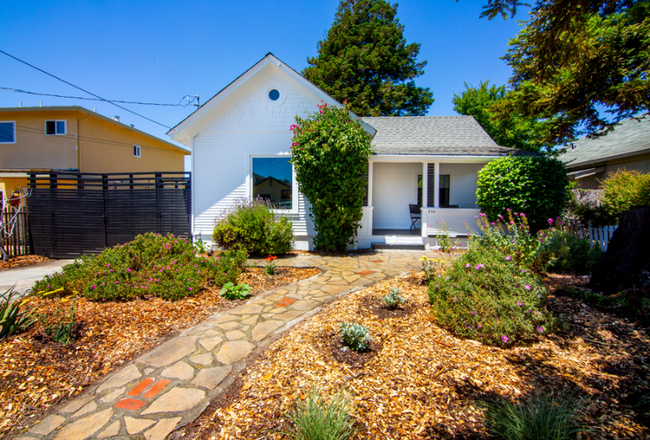 property at 330 Walk Cir