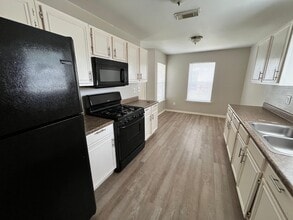 9406 Alcala in Houston, TX - Building Photo - Building Photo