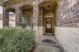269 Tufted Crest in San Antonio, TX - Building Photo - Building Photo