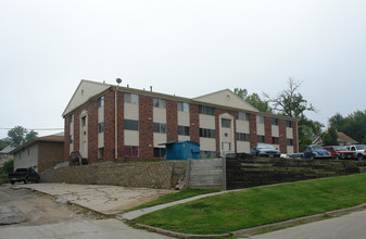 Arbor Manor Apartments in Omaha, NE - Building Photo - Building Photo