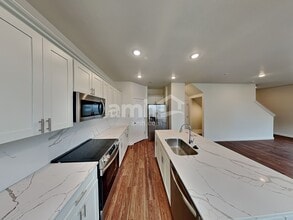 8937 Wilroy Rd in West Jordan, UT - Building Photo - Building Photo