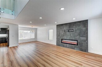 2817 Via Florentine St in Henderson, NV - Building Photo - Building Photo