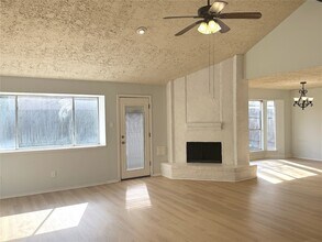 22119 Eagle Meadow Dr in Katy, TX - Foto de edificio - Building Photo