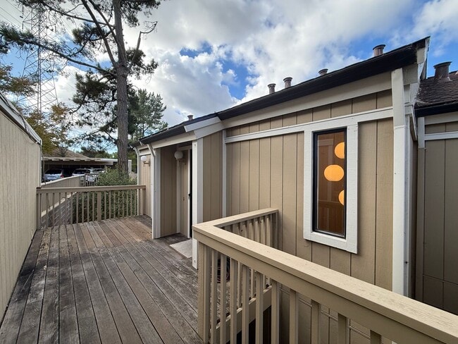 property at 12 Dickens Ct