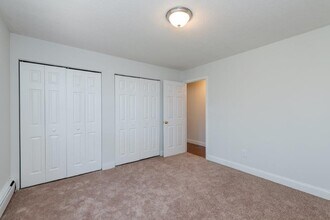 155 Summer St, Unit 25 in Somerville, MA - Foto de edificio - Building Photo