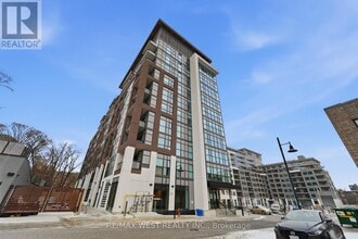 25 Neighbourhood Ln. in Toronto, ON - Building Photo - Building Photo